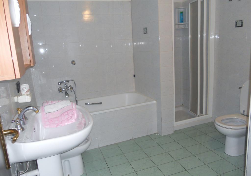 St. George Apartment Ловере Екстер'єр фото